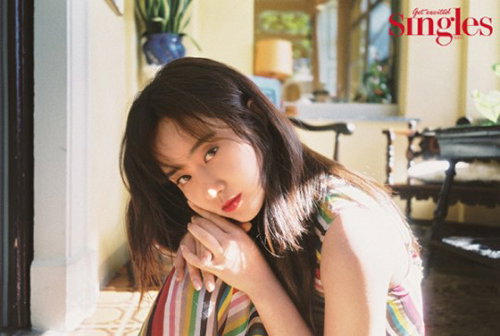 [사진]싱글즈, 걸그룹 소녀시대 유리