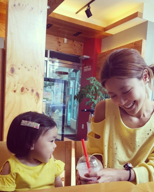 [사진]이윤지 인스타그램 