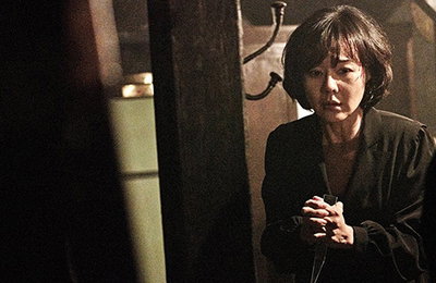 김윤진, 미국서 연극 무대 오른다…탈북여성 역할