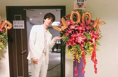 이동욱, 모델 비주얼…"꽃미남 저승이"