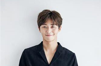 배우 박서준, 세계자연기금 홍보대사로 위촉