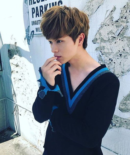 [사진]육성재 인스타그램  