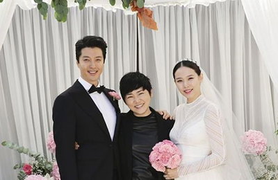 이동건♥조윤희, 동화 같은 결혼식 사진 공개…"만삭의 아름다움"