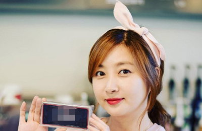 '새댁' 허영란 근황 포착 '동안 미모+커피 여신'