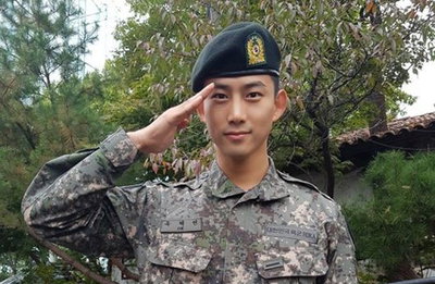 JYP 측 "옥택연, 신병교육대 조교·백마부대 자대배치"
