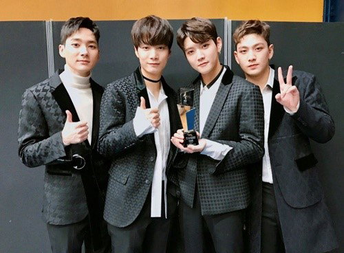 [사진]뉴이스트W 공식 트위터 