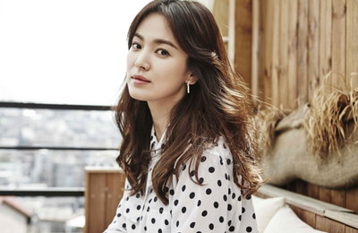 아모레퍼시픽 '설화수' 20년만에 첫 모델로 배우 송혜교 발탁