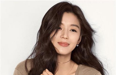 전지현, 둘째 아들 출산..."축하해주시는 많은 분께 감사"