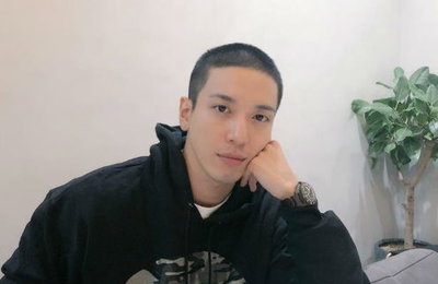 '부정 입학' 논란 정용화, 팬들에 인사 없이 조용히 입대