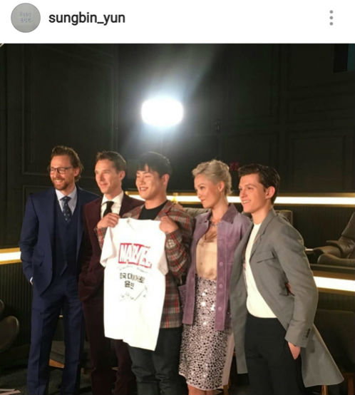 [사진]윤성빈 인스타그램 캡처, 어벤져스 출연 배우들과 기념 촬영하는 윤성빈