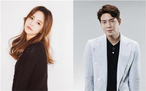 [사진]TCO ent, 돋움엔터테인먼트 제공, 이영아(왼쪽)와 강은탁
