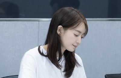 신민아, 다이빙 소재 '디바'로 4년만에 스크린 컴백