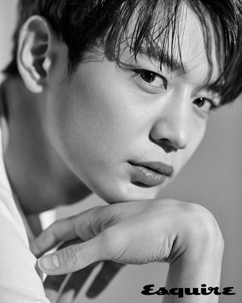민호
