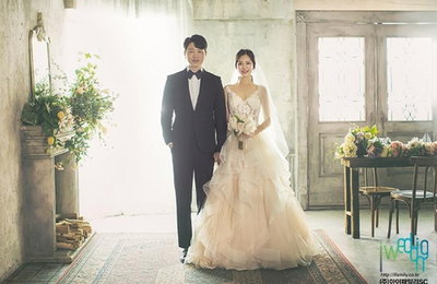 유상무-김연지, 결혼 앞두고 웨딩 화보 공개