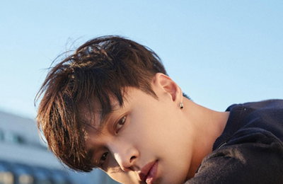 엑소 레이, 美 데뷔 앨범 '빌보드 200' 2주 연속 진입