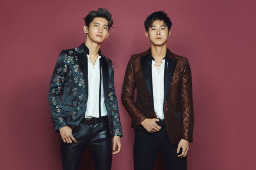 [사진]SM엔터테인먼트 제공, 왼쪽부터 최강창민, 유노윤호)