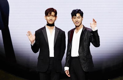동방신기, 데뷔 15주년 스페셜 앨범 내고 12월 팬미팅
