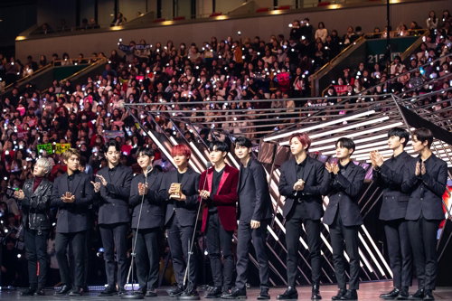 [사진]CJ엔터테인먼트 제공, '2018 MAMA'에서 '톱10'상 받은 워너원