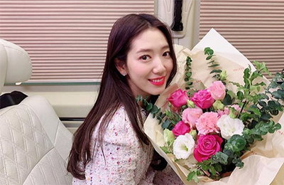 박신혜, 소방관들에 방화복 전용 세탁기 기부
