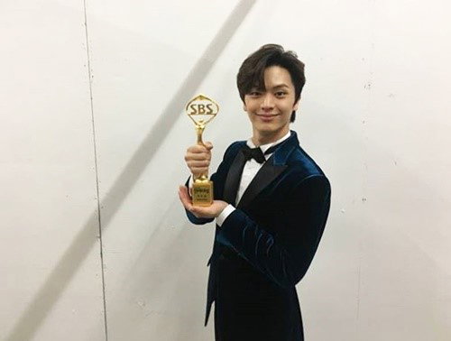[사진]육성재 인스타그램