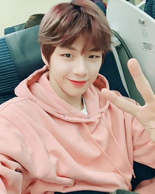 [사진]강다니엘 인스타그램 캡처

