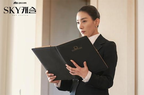 [사진]JTBC 제공, 'SKY 캐슬'의 김서형
