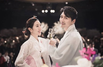 이필모♥서수연, 영화 같은 결혼식..."필연부부, 잘 살게요"