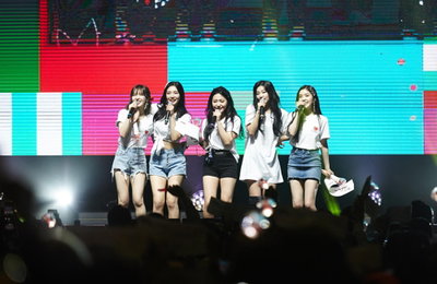 레드벨벳, 첫 북미투어 성공적…"환영받아 꿈만 같아요"