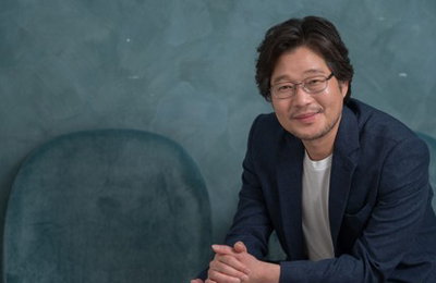 배우 유재명, 8월에 늦깎이 예비 아빠 '눈길'