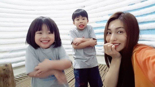 [사진]김정화 인스타그램
