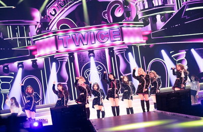 트와이스 일본 돔투어 화려한 개막…"꿈 이뤘어요"
