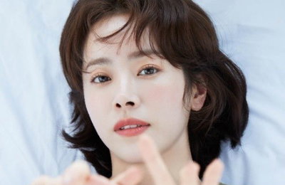한지민, 매력의 화보 통해 '비타민 같은 상큼함' 뽐내!