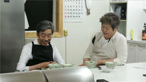 [사진]KBS 제공, '살림하는 남자들'에 출연한 이외수(왼쪽)-전영자 부부