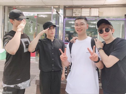 [사진]2PM 트위터 캡처, 2PM 멤버들(왼쪽부터 택연, 준케이, 찬성, 닉쿤)
