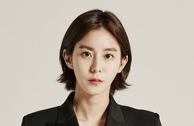 유이, 플레디스→열음→킹엔터로 이적..김강우x김아중과 한솥밥
