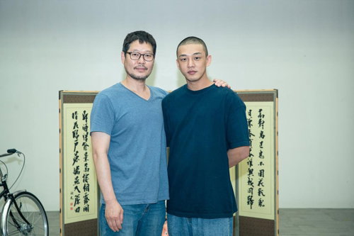 [사진]에이스메이커무비웍스 제공, 유재명(왼쪽)-유아인