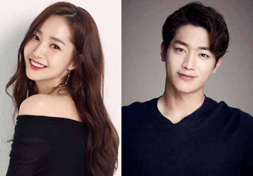 [사진]나무엑터스&middot;판타지오 제공, 박민영(왼쪽)과 서강준
