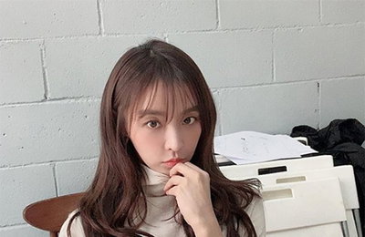 정유미, '혐한 논란' DHC와 계약 종료…"모델료 반환"