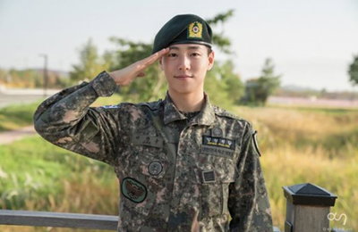 이현우 제대 "많은 것 보고 배웠다, 좋은 모습 보여줄 것"