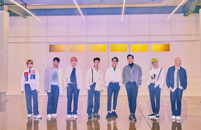 슈퍼주니어 정규 9집 스페셜 버전 '타임라인' 발매