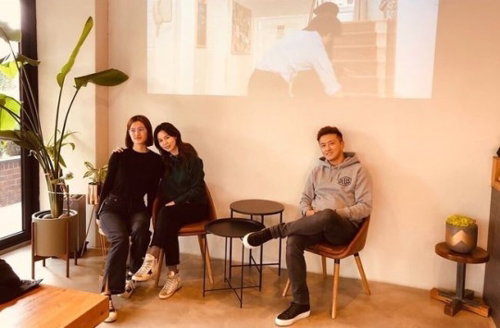 [사진]진태현 인스타그램 제공, 진태현-박시은 부부와 딸 세연 씨
