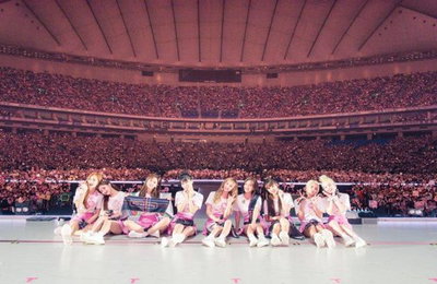 트와이스, 1년만에 다시 도쿄돔…내년 월드투어 추가