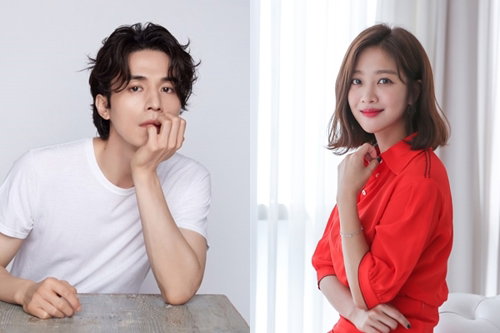 [사진]tvN 제공, 이동욱(왼쪽)과 조보아