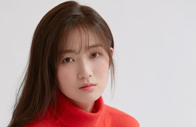 김혜윤, 영화 '불도저에 탄 소녀' 주연 맡아…