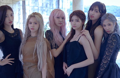 에버글로우 뮤비, 유튜브 '더블 1억뷰' 돌파