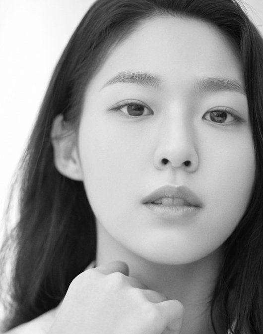 설현