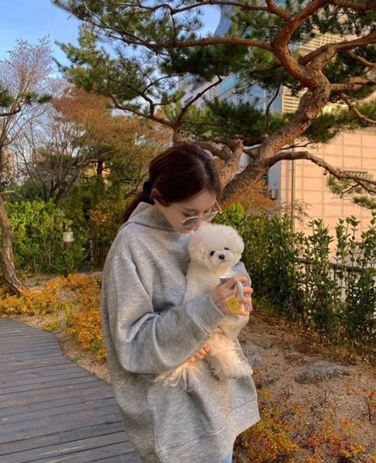 강민경