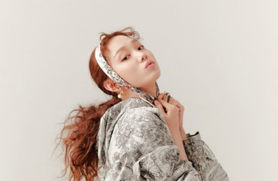 이성경, 모델 출신 클래스…패셔너블 화보 공개