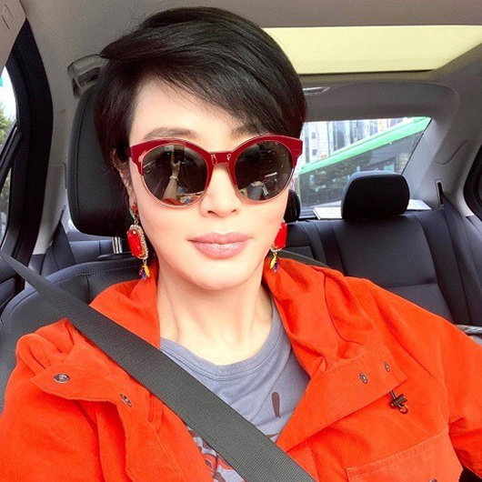 [사진]김혜수 인스타그램