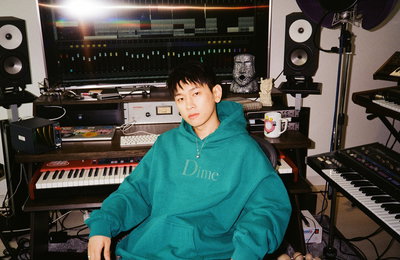 가수 크러쉬, 음악플랫폼부터 카드사 메인모델까지…광고계도 주목